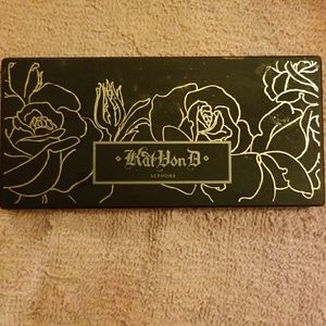 Kat Von D true romance eyeshadow palette Beethoven